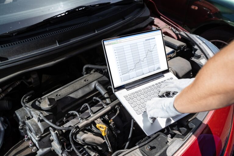 Význam pravidelného servisu automobilu: Čo sa zanedbáva najčastejšie?